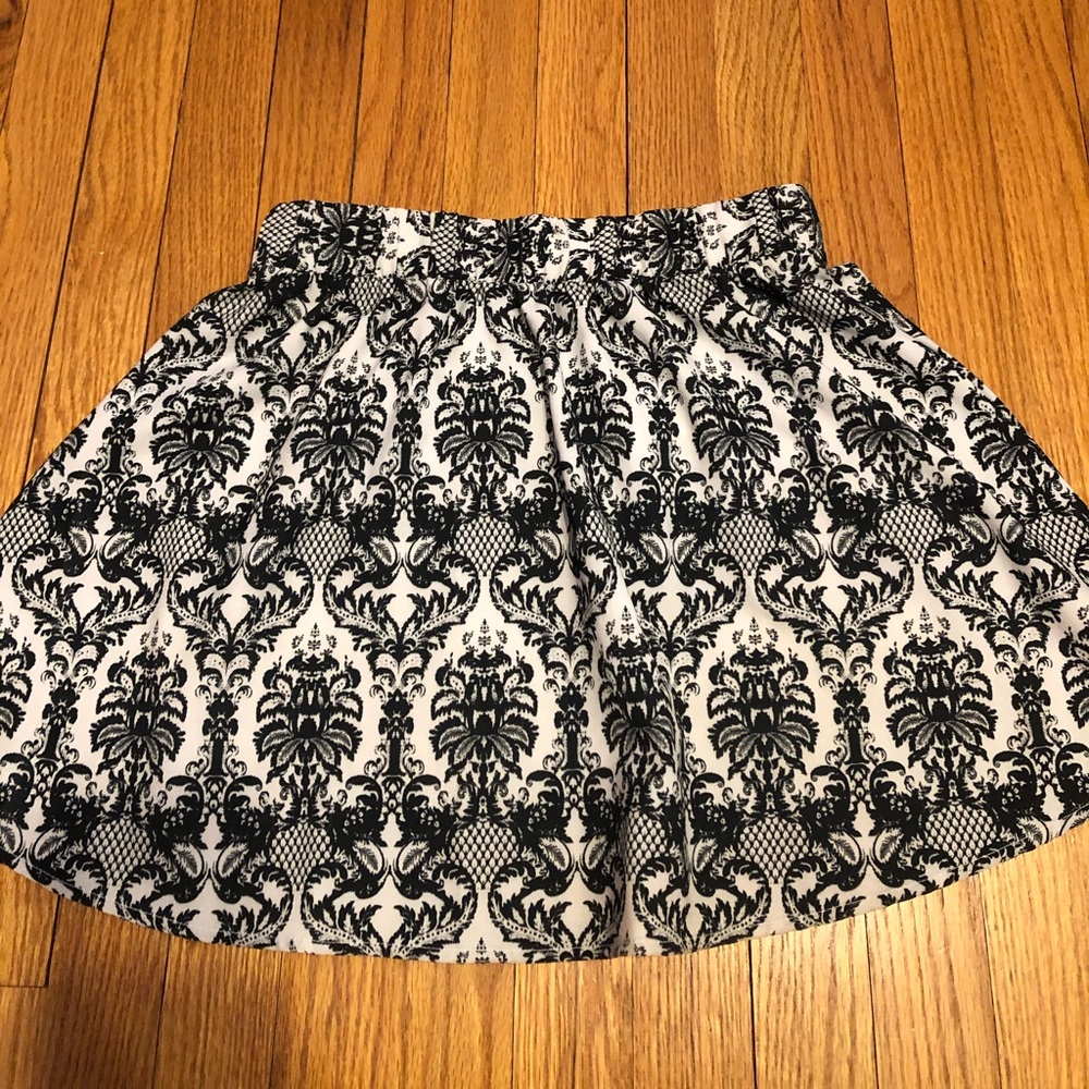 Black and white patterned skirt